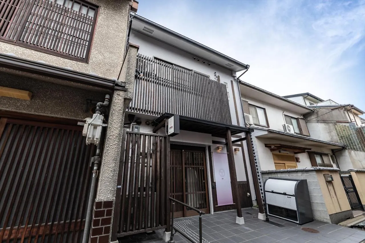 Oyo Ryokan E-Stay Kyoto Rokujo