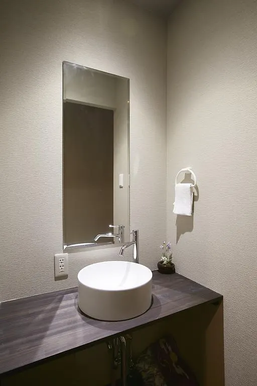 Oyo Ryokan E-Stay Kyoto Rokujo