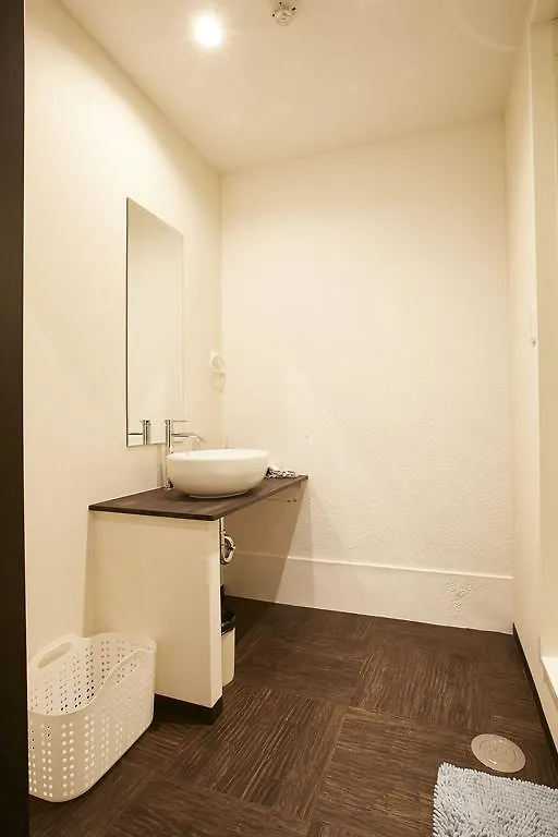 Oyo Ryokan E-Stay Kyoto Rokujo Guest house