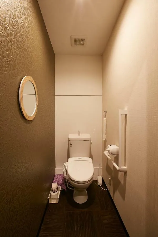 Oyo Ryokan E-Stay Kyoto Rokujo 0*,